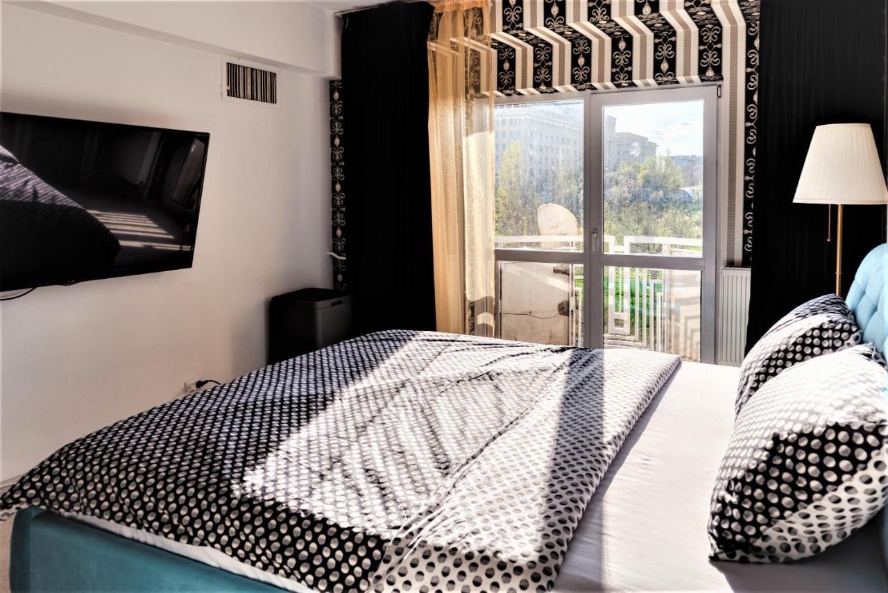 Parliament Marriott Unirii Square 5 Bedrooms Luxury Apartment Old Town Bukarest Exterior foto