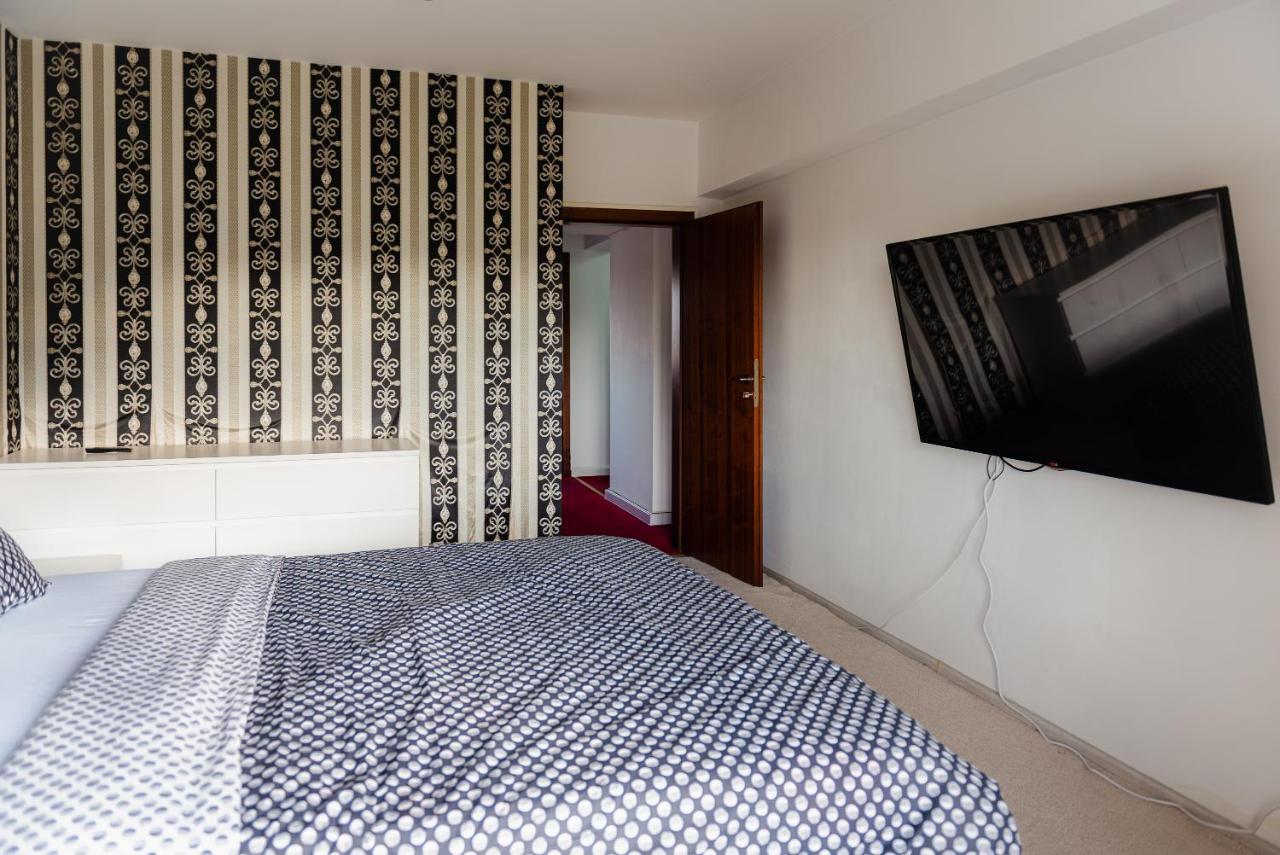 Parliament Marriott Unirii Square 5 Bedrooms Luxury Apartment Old Town Bukarest Exterior foto